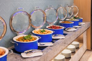 Daily buffet breakfast for a fee