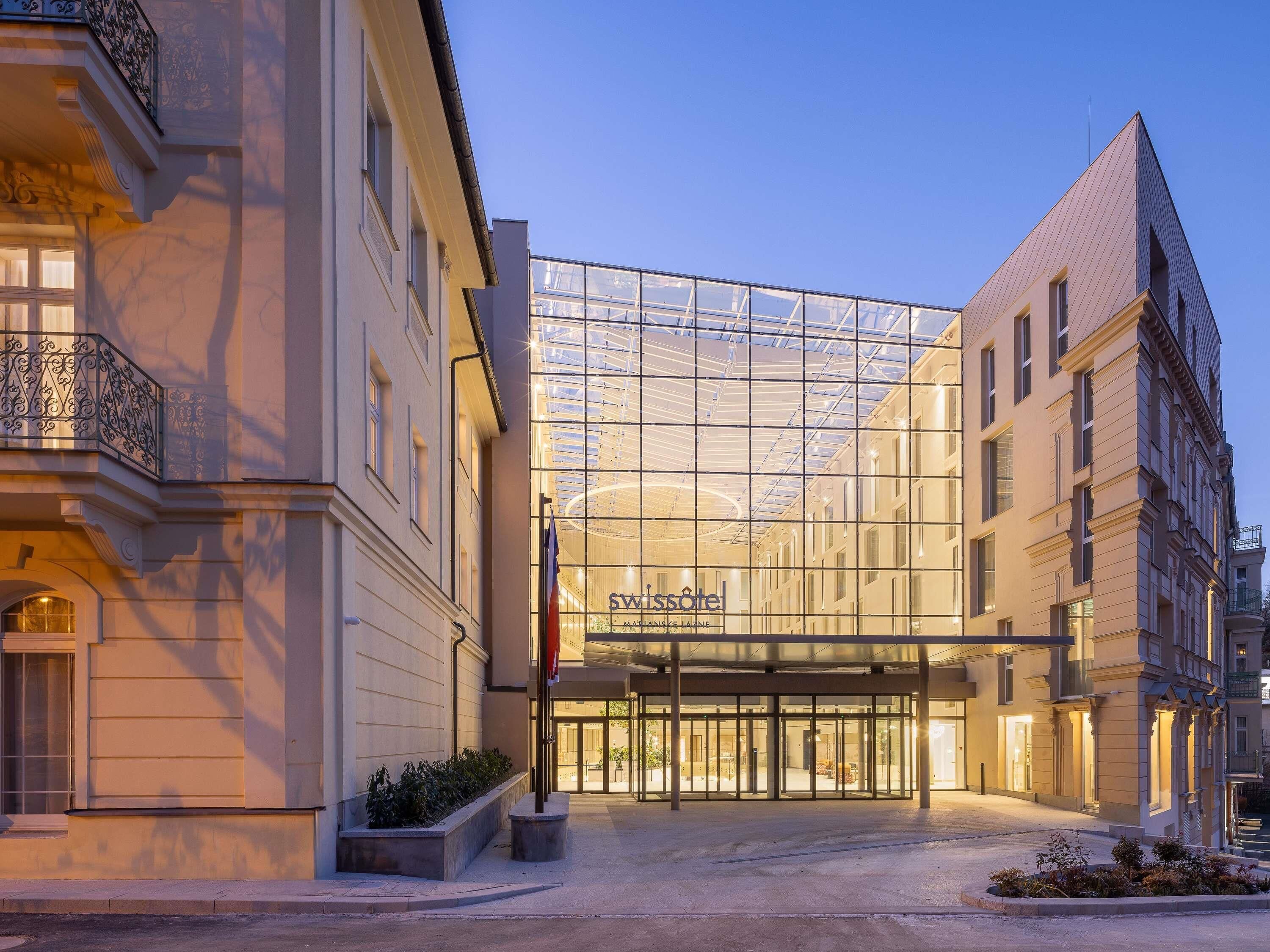 المنشأة من الخارج