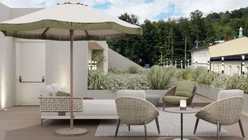 Bar (trong khuôn viên)