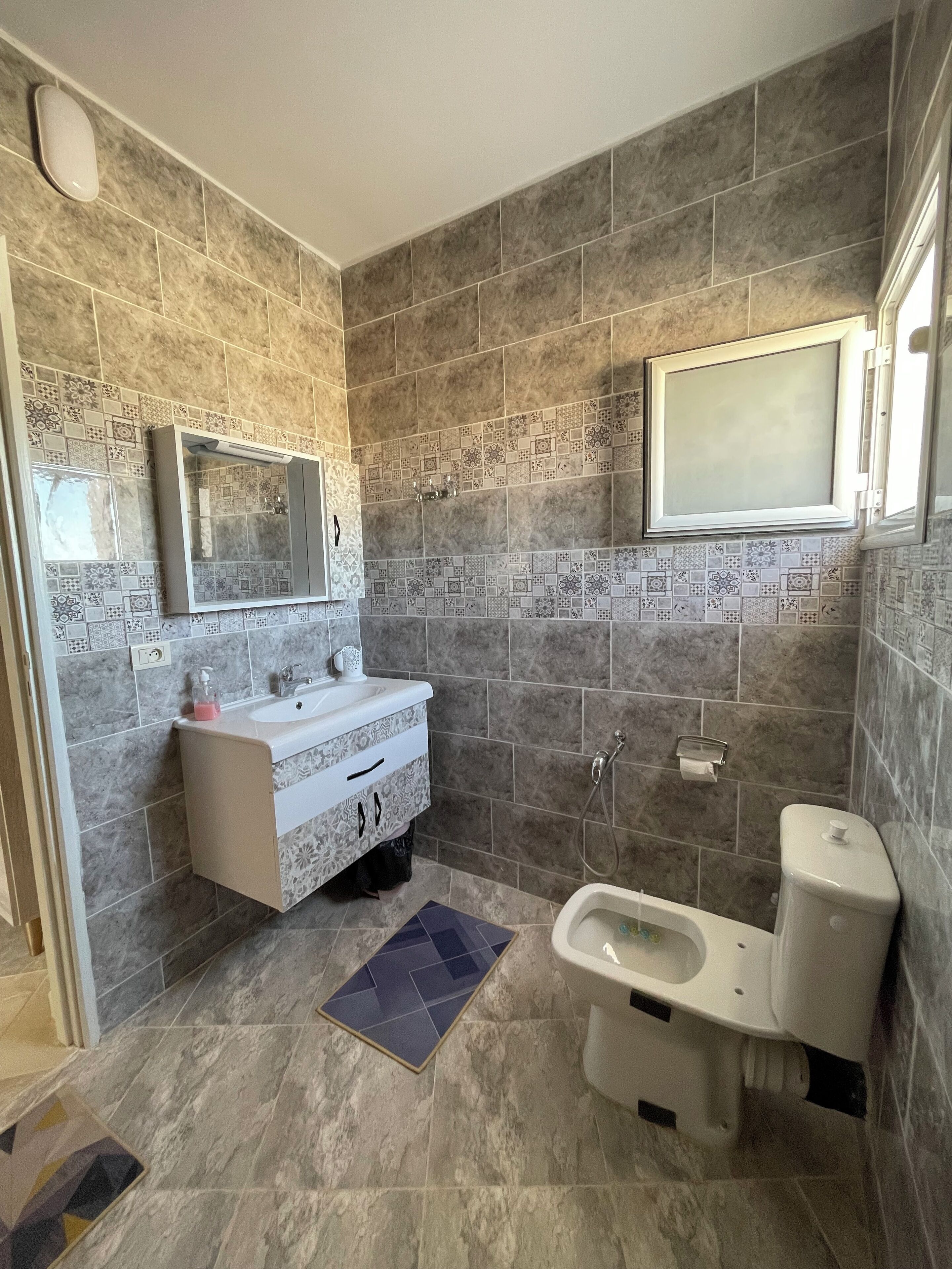 Seife, Toilettenpapier