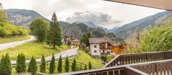 Le Ginestre PT Condominium