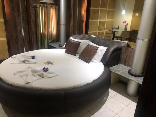 クラシック ダブルルーム ダブルベッド 1 台 | WiFi