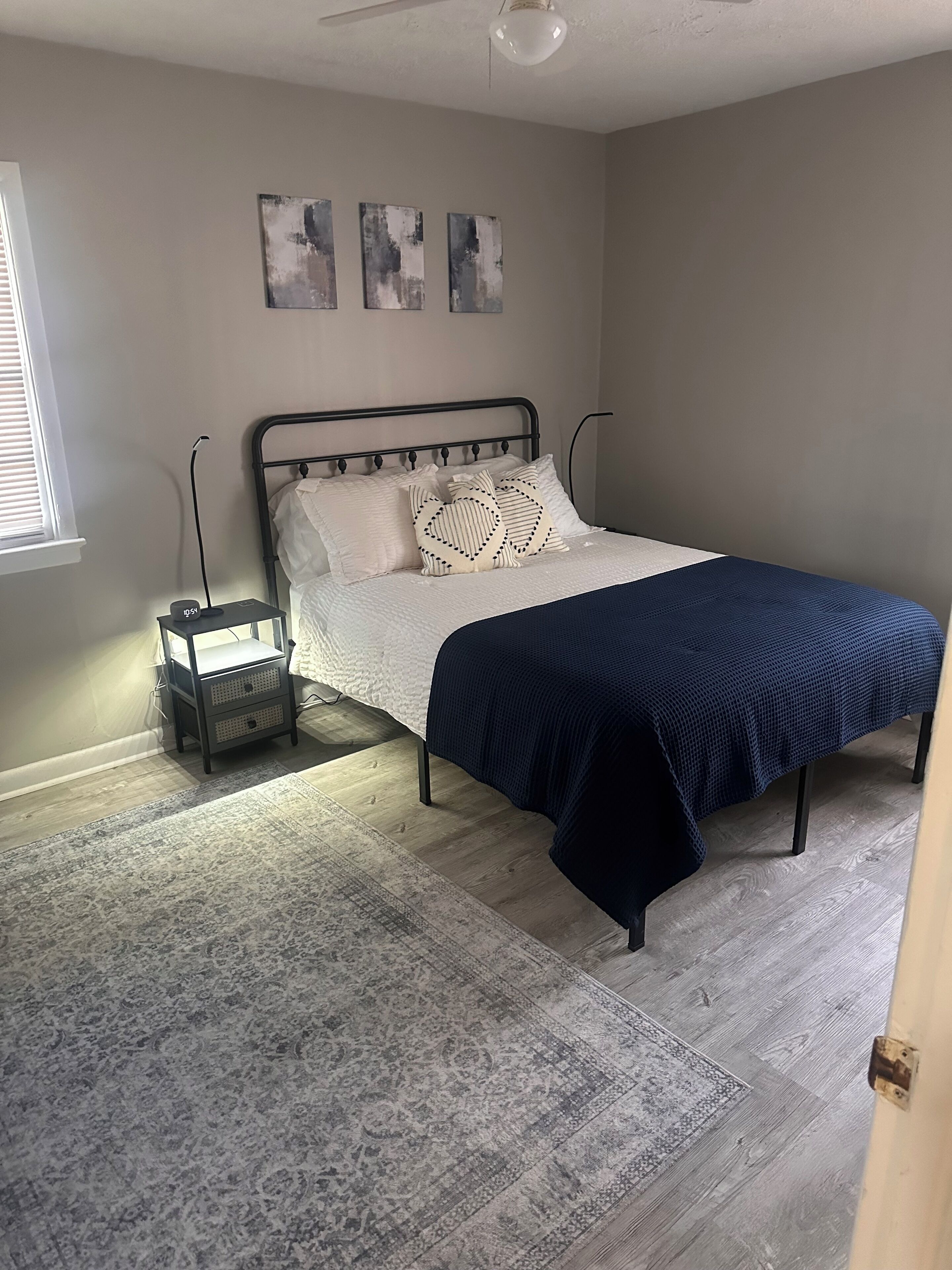 3 dormitorios, tabla de planchar con plancha, wifi y ropa de cama