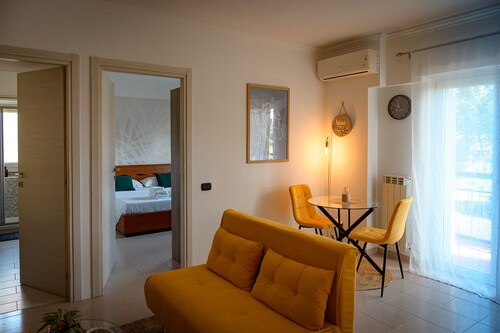 Peaceful apartment with AC in charming Ciampino