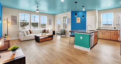 Upscale 2BR Getaway | Minutes to Savannah