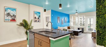 Upscale 2BR Getaway | Minutes to Savannah