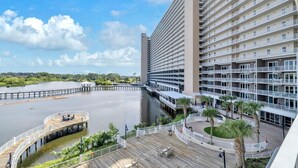 公寓客房, 多張床 (Laketown Wharf 331) | 住宿一隅