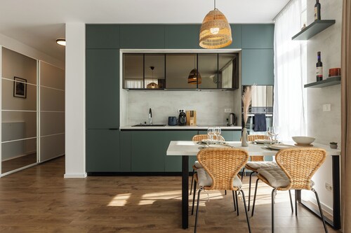 Modern apartment with balcony, private parking and fast Wi-Fi, Timisoara Centre