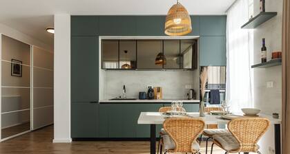 Modern apartment with balcony, private parking and fast Wi-Fi, Timisoara Centre
