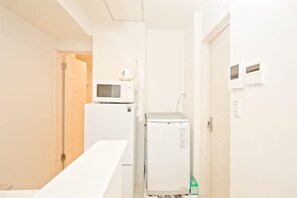 Room - Mi-Ochiai Soluna White (Tokyo)