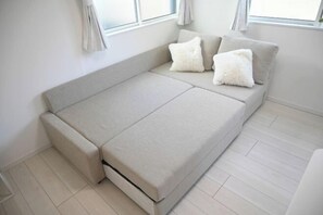 Room - Mi-Ochiai Soluna White (Tokyo)