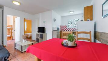 2 bedrooms, WiFi