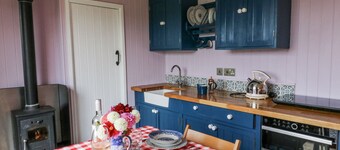 Brondel Luxury Shepherd's Hut