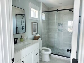 Hair dryer - Brand New Beach Side Luxury Home (Kill Devil Hills)