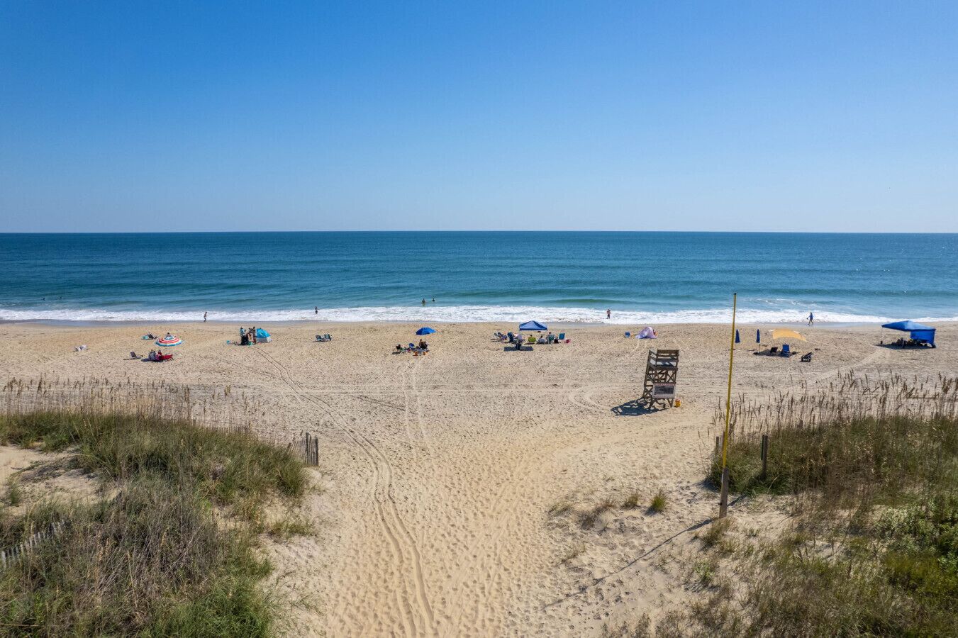 Una spiaggia nelle vicinanze