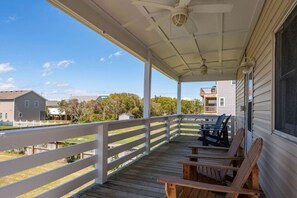 Terrace/patio - Ocean Views, Pet Friendly, Pool, Walk To Beach! (Nags Head)