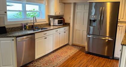 The Old Avon 1800 Manor