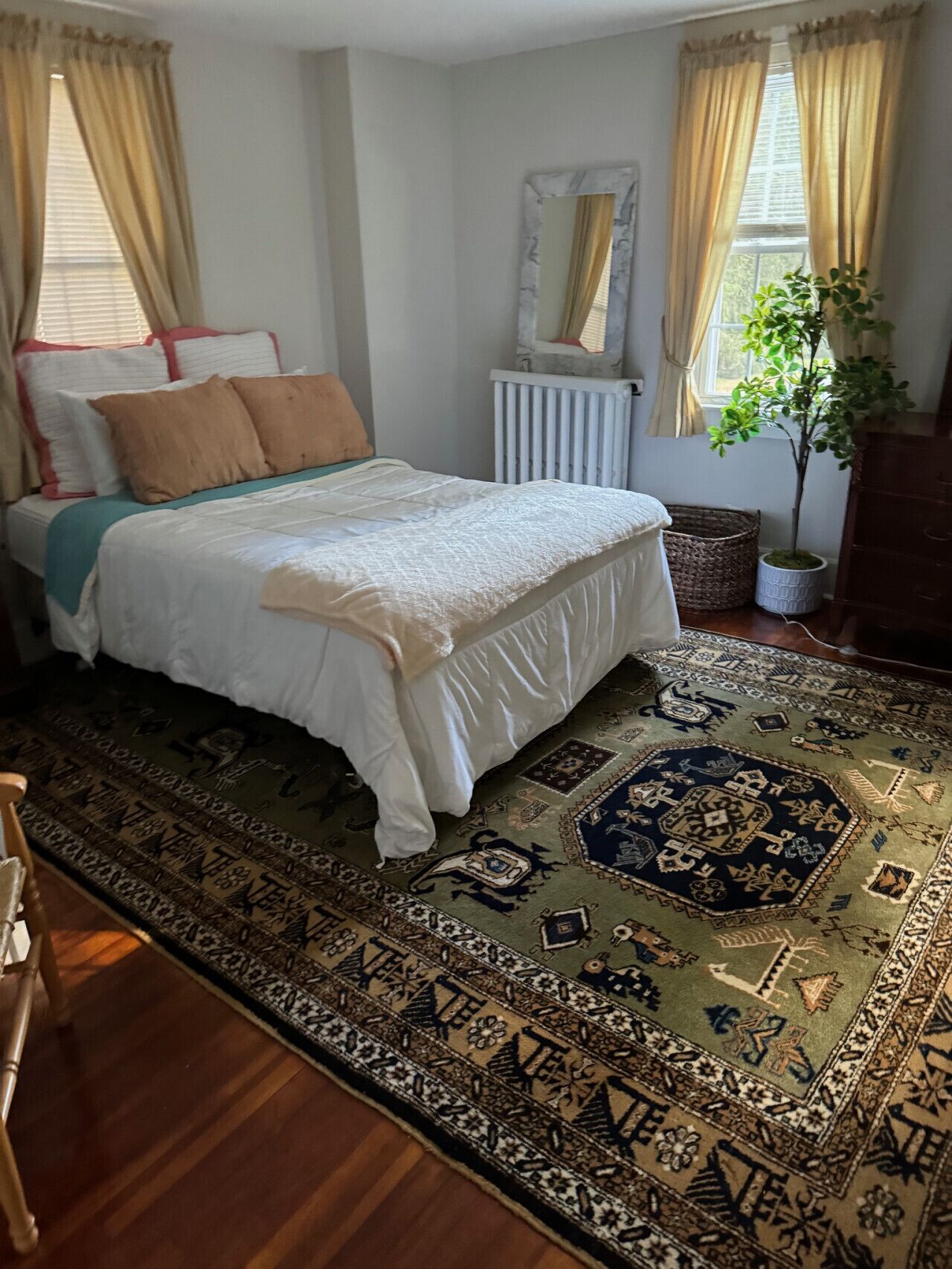 5 chambres, bureau, Wi-Fi, literie fournie