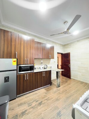 Mikrowelle, Ofen, Herdplatte