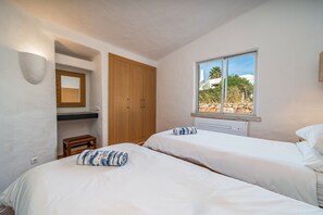 2 Schlafzimmer, Bügeleisen/Bügelbrett, WLAN, Bettwäsche