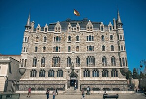 مكان جذب سياحي