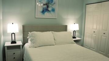 2 bedrooms, iron/ironing board, free WiFi, bed sheets