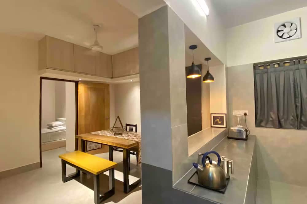 CITY VIEWS HOTEL WITH HOUSEKEEPING