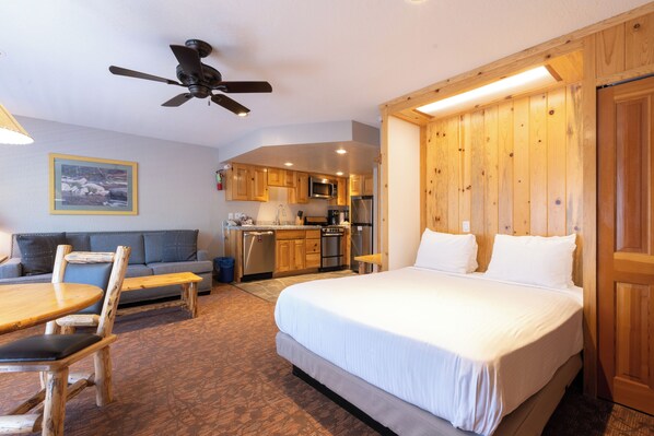 Bügeleisen/Bügelbrett, kostenloses WLAN, Bettwäsche