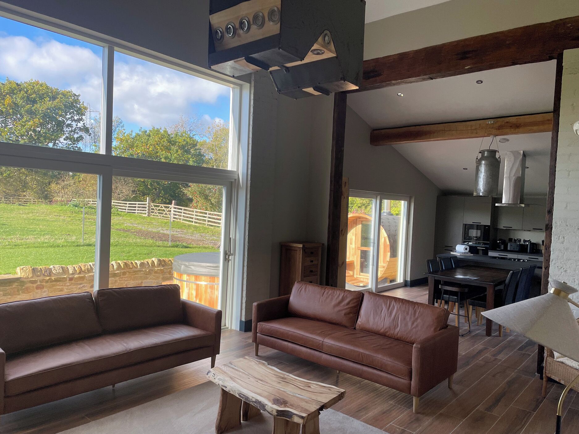 Cottage | Living area