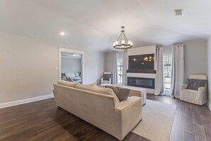 تلفزيون، مدفأة