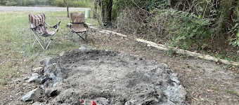 Cozy cabin in gated Lake community.