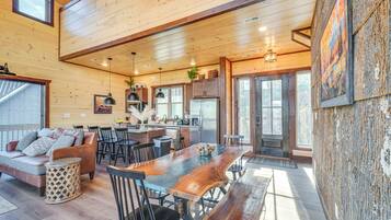 Luxury House, Non Smoking, Lake View | Living area | 50-inch Smart TV with digital channels, fireplace