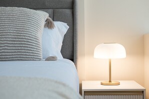 3 sovrum, skrivbord, strykjärn/strykbräda och internet