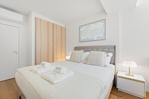 3 sovrum, skrivbord, strykjärn/strykbräda och internet