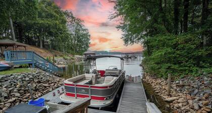 Heated Pool, Hot Tub, Game Rm, Boat Dock, Lakefront Views