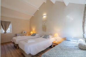 2 bedrooms, WiFi, bed sheets - Gîte le Barry - La Papeterie, in Drôme Provençale (Tulette)