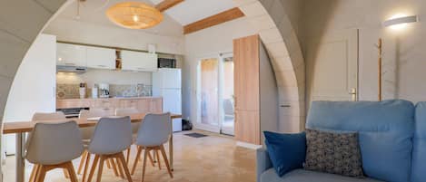 電視、乒乓球設施