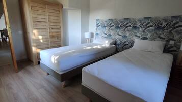 3 chambres, Wi-Fi, draps fournis