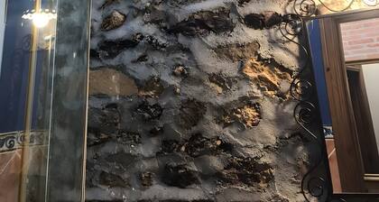 Rural House 'La Plazuela - Navalguijo'