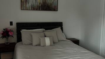 1 habitación, wifi y ropa de cama