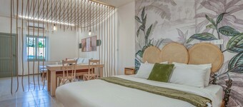 Agrius - Elegant Studio & Balcony in Batroun