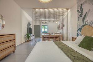 Monolocale, 1 letto matrimoniale, angolo cottura, vista montagna | Ferro/asse da stiro, Wi-Fi gratuito
