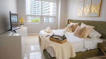 Deluxe Apartment, Balcony, City View | Iron/ironing board, free WiFi