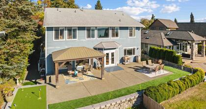 Puget Sound View Retreat | Near Chambers Bay