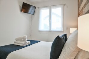 Fer et planche à repasser, Wi-Fi, draps fournis