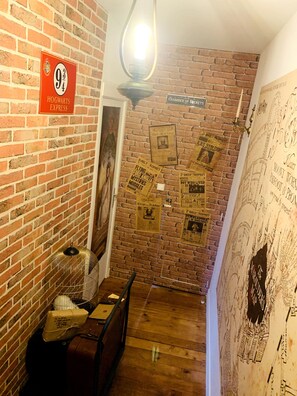 Interior - Apartment 'Le Refuge Des Mans-raudeurs' with Wi-Fi (Le Mans)