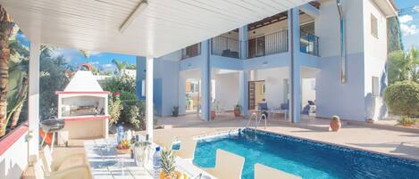 Villa, 3 habitaciones, alberca privada, vista al jardín | Alberca | Alberca al aire libre