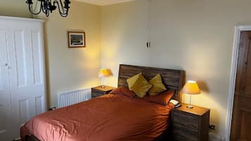 Deluxe Double Room, Sea View | Soundproofing, iron/ironing board, free WiFi, wheelchair access