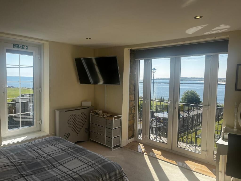 Deluxe Double Room, Balcony, Ocean View | Soundproofing, iron/ironing board, free WiFi, wheelchair access