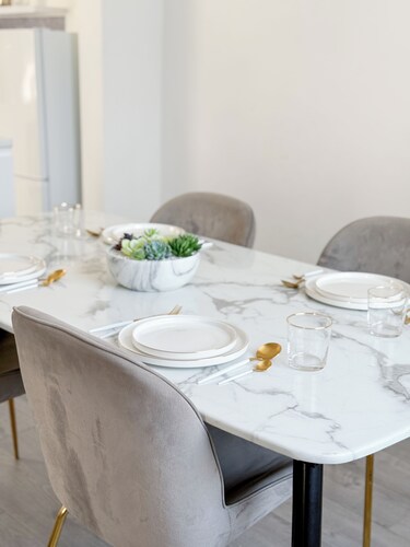 Charming 3-Bed Home Near Blackpool Attractions